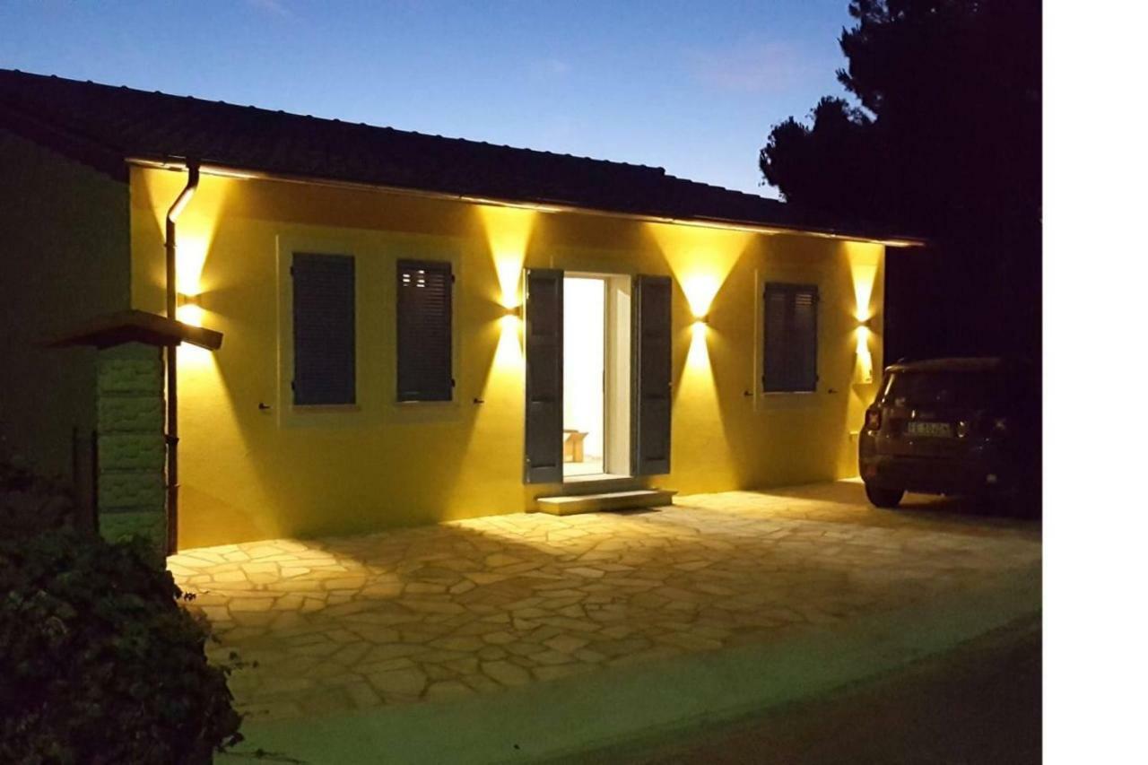 קאפוליברי Villetta La Vela By Agenzia Solturelba מראה חיצוני תמונה